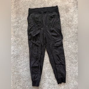 Lululemon Size 8 Dance studio Joggers